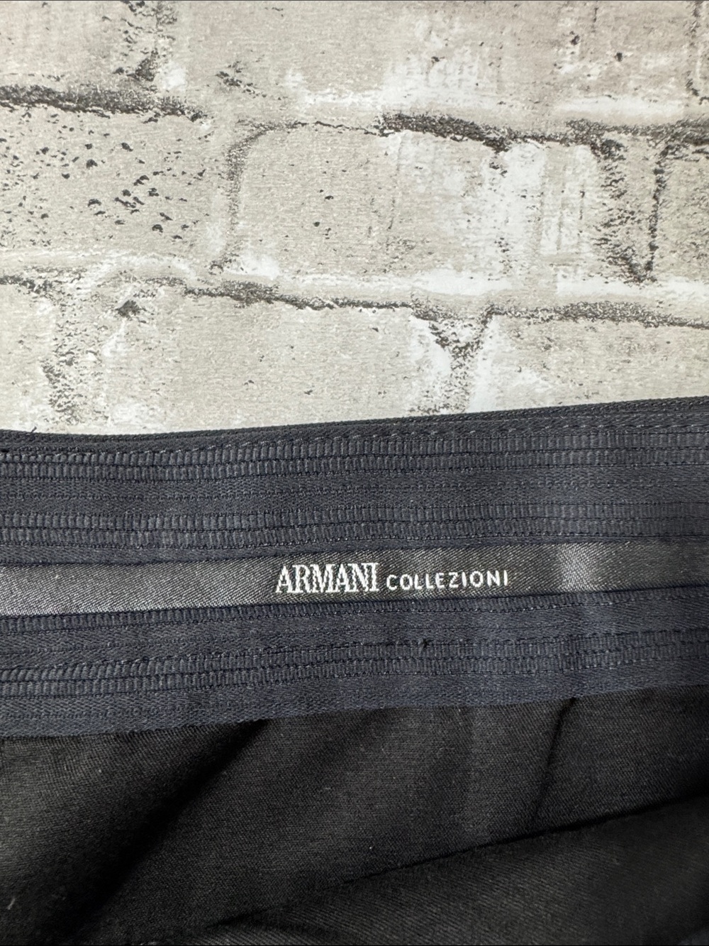 Armani collezioni mens 34x32 black stripe textured polyester dress pants EUC - Picture 2 of 7